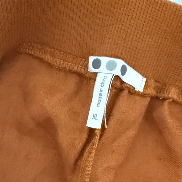 Three Dots Rust Orange Wide Leg Linen Pants - Picture 13 of 16